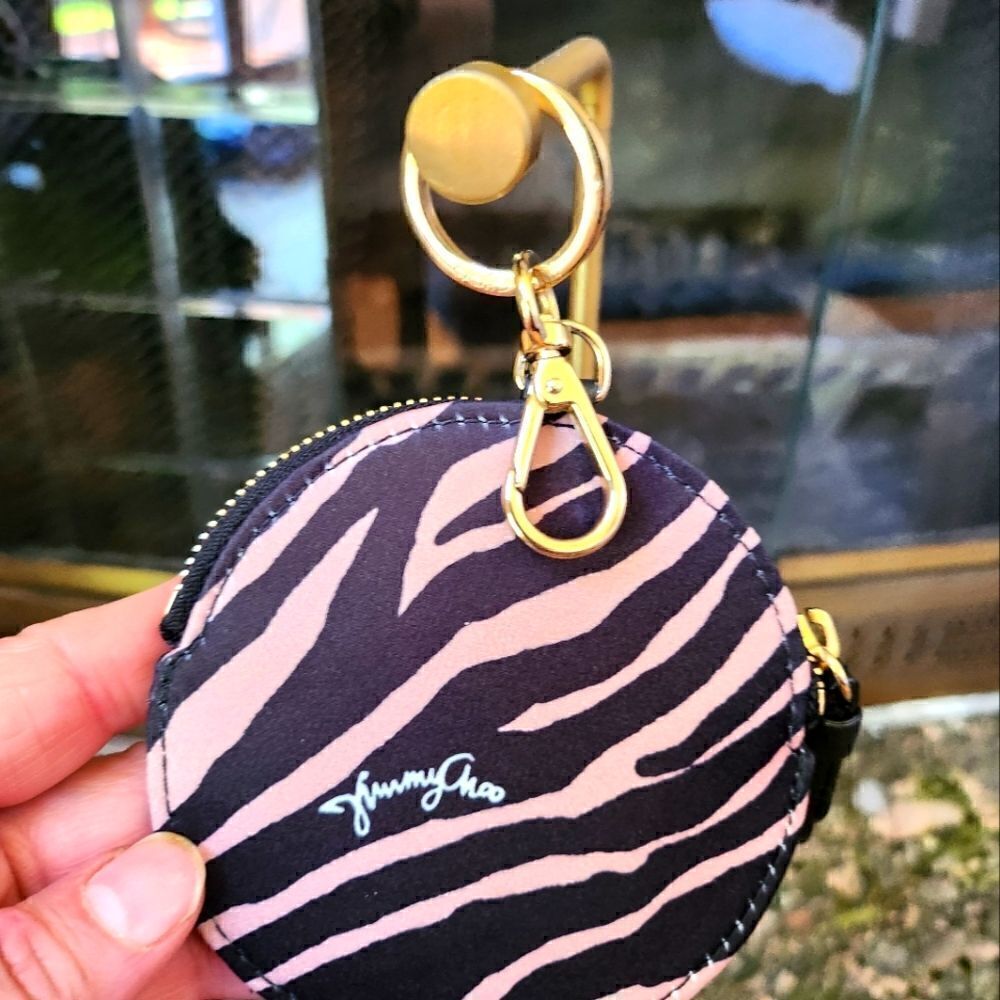 Jimmy Choo Round Coin Acessory for handbag - Picture 4 of 6